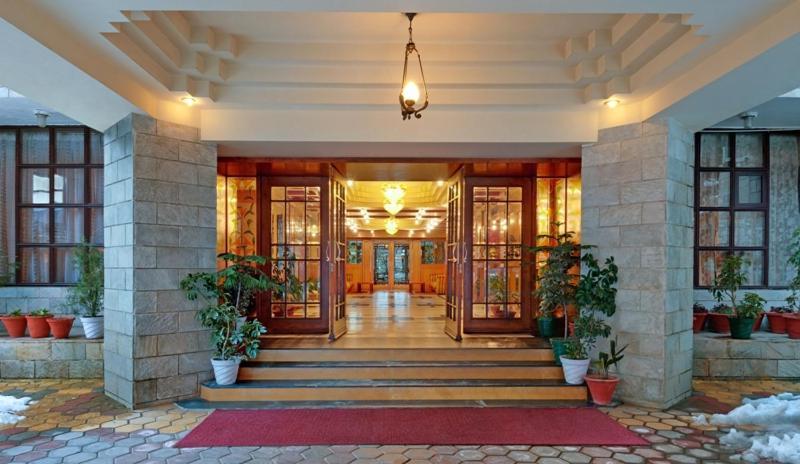 Shingar Regency Hotel Manāli Kültér fotó