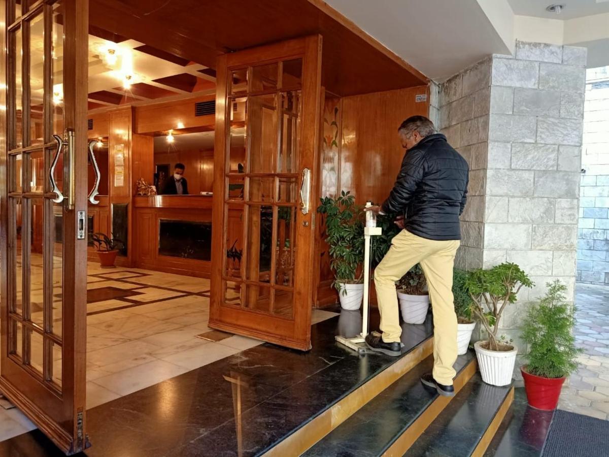 Shingar Regency Hotel Manāli Kültér fotó
