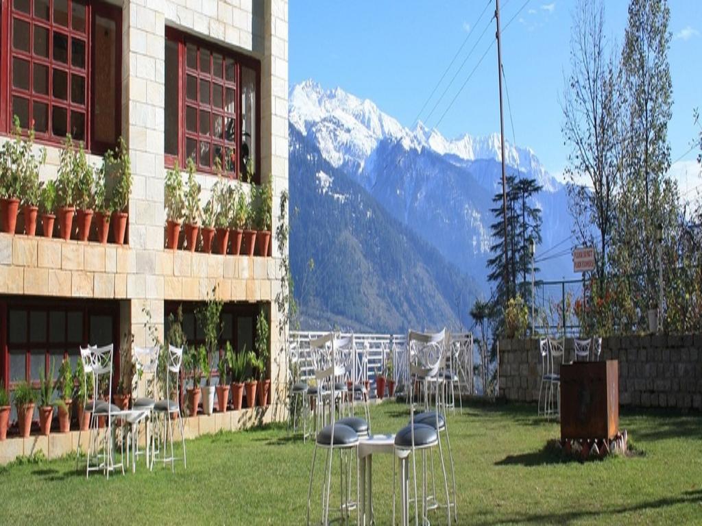 Shingar Regency Hotel Manāli Kültér fotó