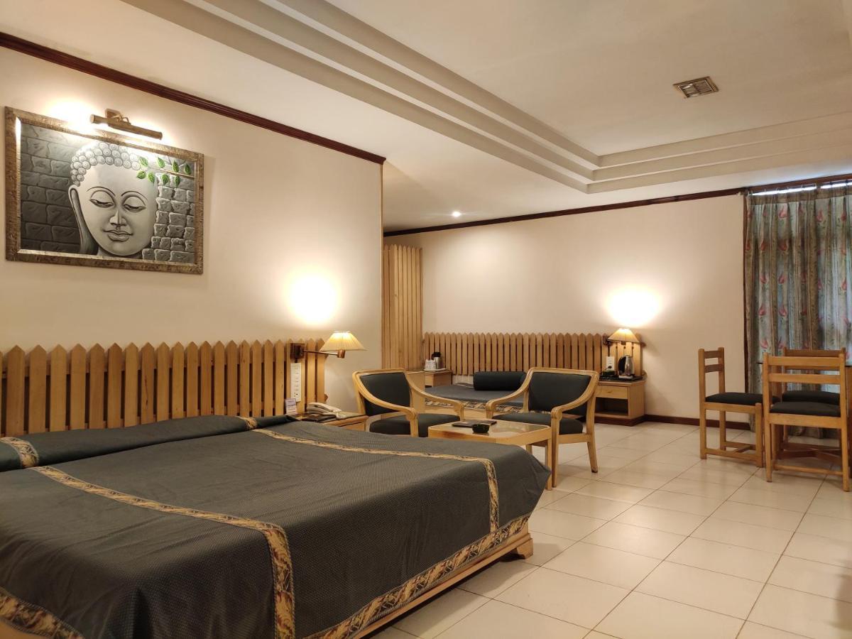 Shingar Regency Hotel Manāli Kültér fotó